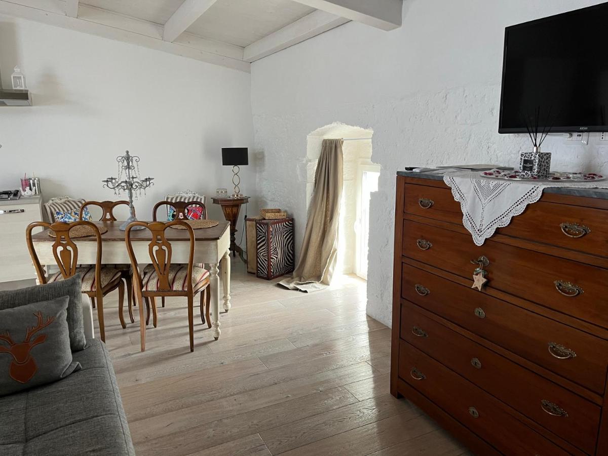 B&B Dell'Orologio Acquaviva delle Fonti Exteriör bild
